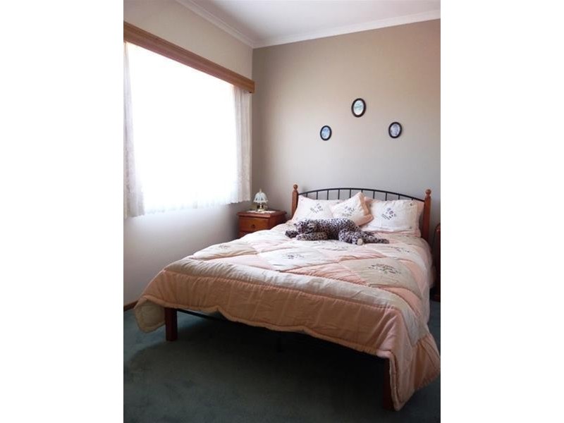 35 Hopkins Falls Road, Panmure VIC 3265