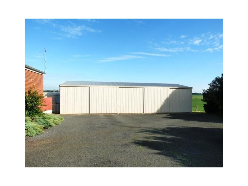 35 Hopkins Falls Road, Panmure VIC 3265