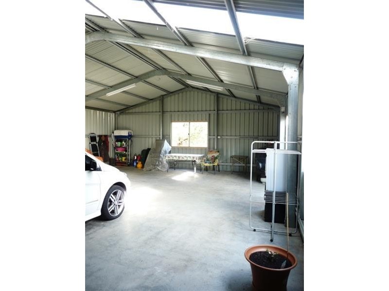 35 Hopkins Falls Road, Panmure VIC 3265