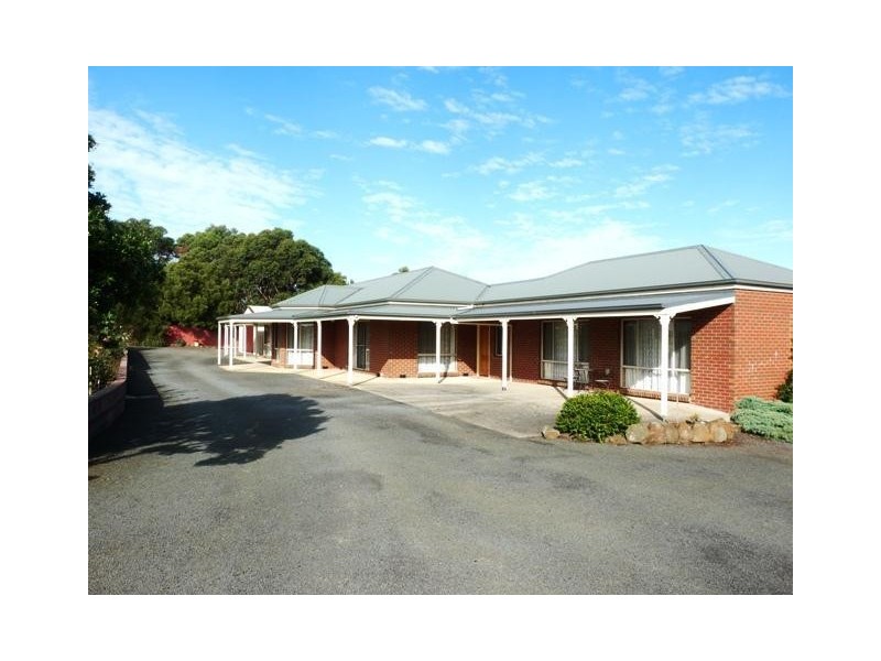 35 Hopkins Falls Road, Panmure VIC 3265