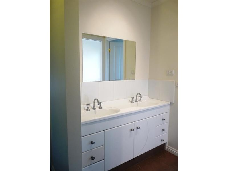 93 Webster Street, Mortlake VIC 3272