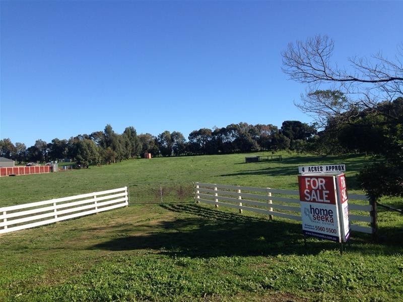 21 Grassmere Road, Grassmere VIC 3281