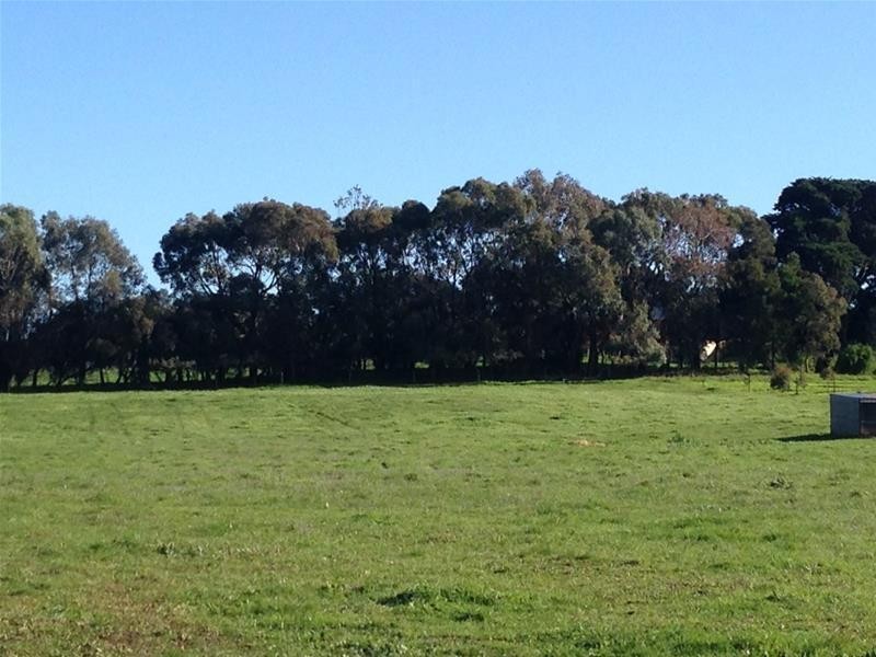 21 Grassmere Road, Grassmere VIC 3281