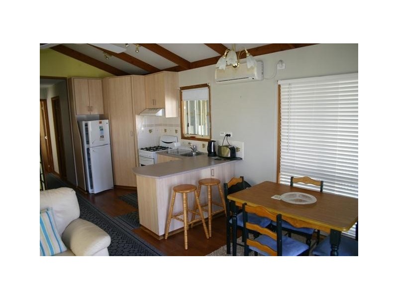 121 Hopkins River Caravan Park, Warrnambool VIC 3280