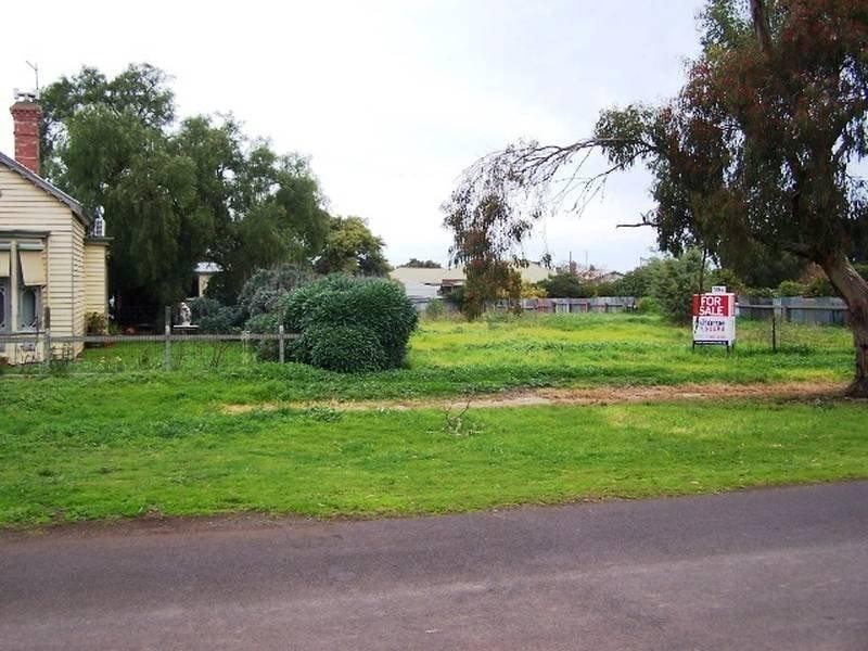 13 Kerr Street, Mortlake VIC 3272