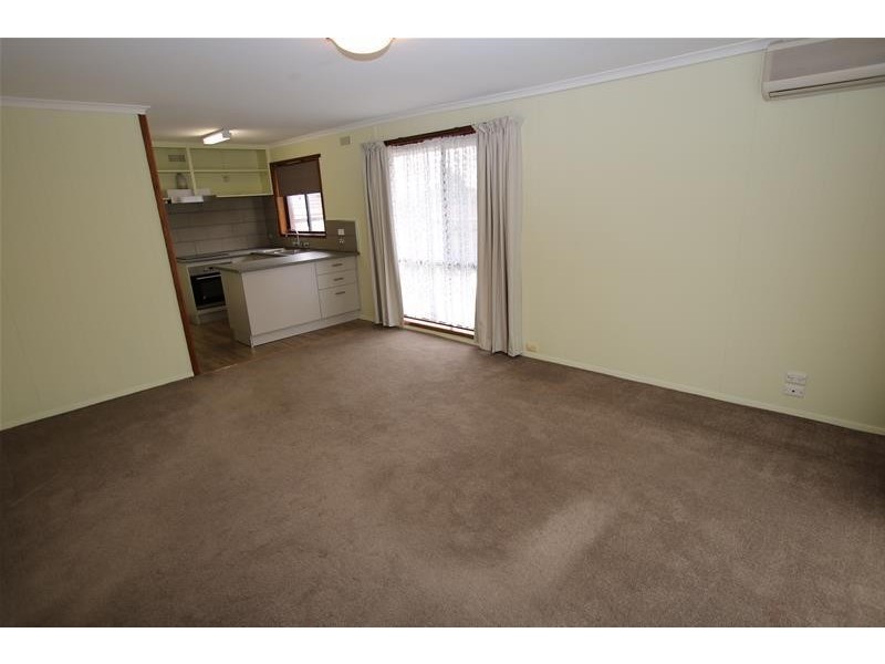 1/1 Kingfisher Grove, Warrnambool VIC 3280