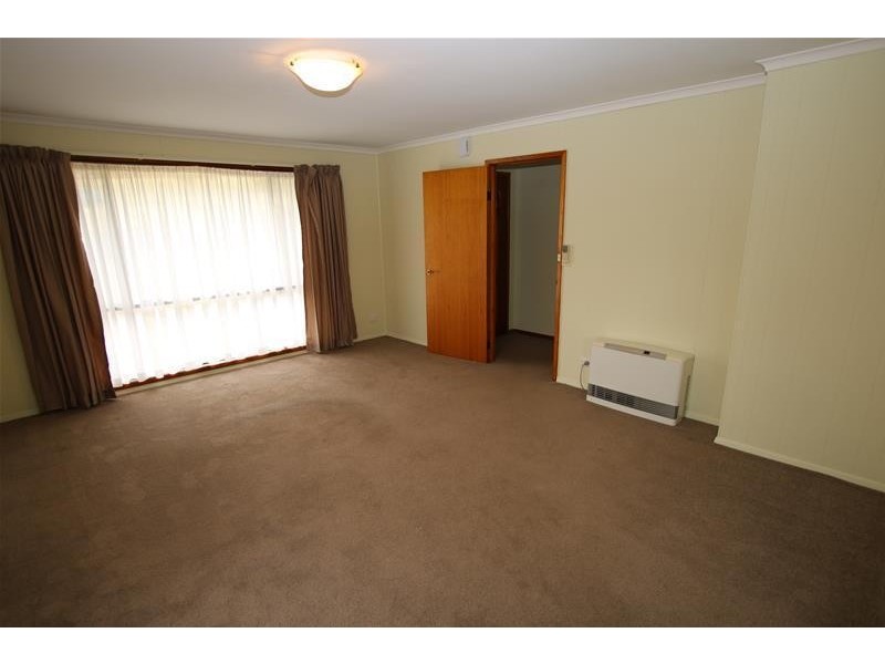 1/1 Kingfisher Grove, Warrnambool VIC 3280