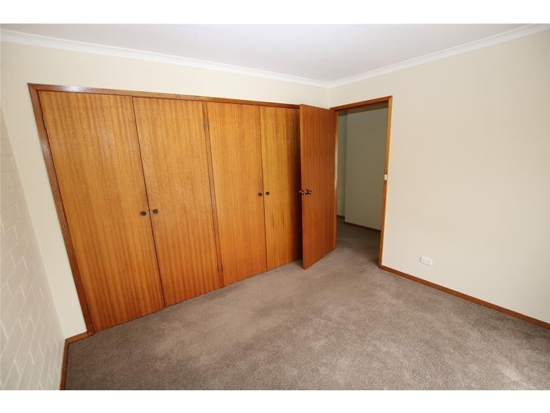 1/1 Kingfisher Grove, Warrnambool VIC 3280