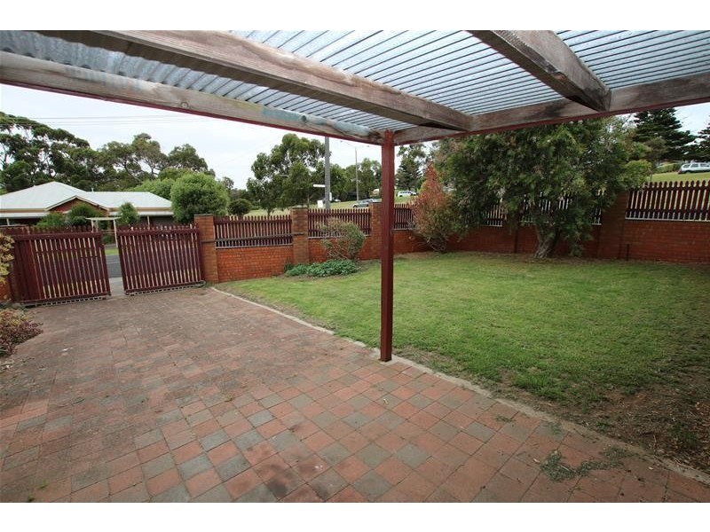 1/1 Kingfisher Grove, Warrnambool VIC 3280