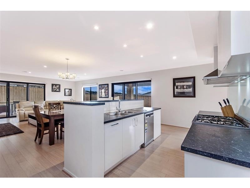 50 Sommerville Boulevard, Warrnambool VIC 3280