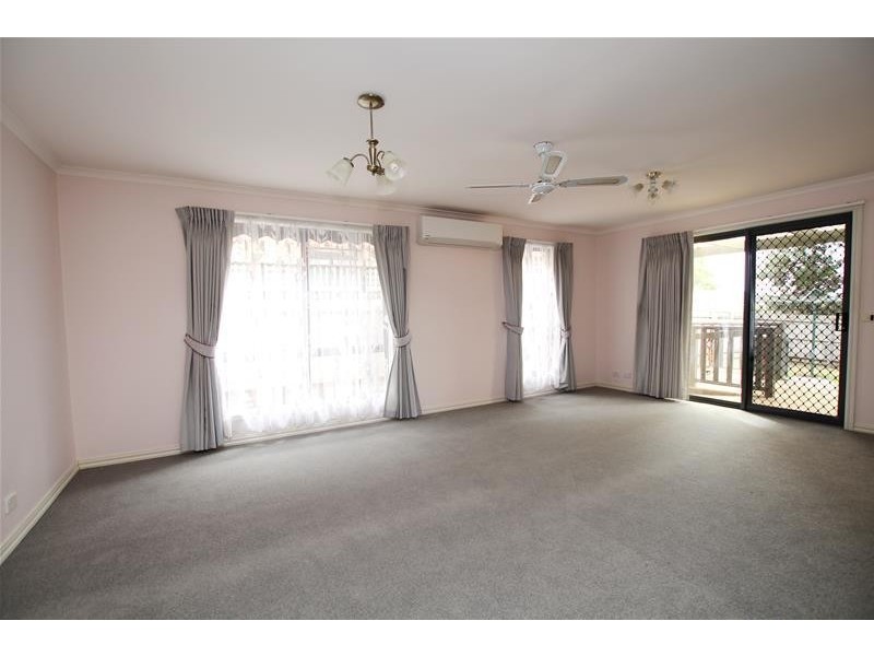 2 Halladale  Place, Warrnambool VIC 3280