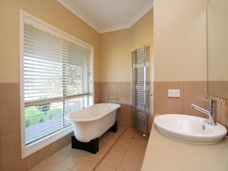 109 Staywood Road, Wangoom VIC 3279