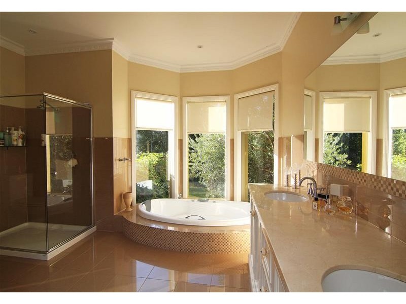 109 Staywood Road, Wangoom VIC 3279