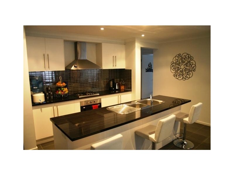 98 Kerr Street, Mortlake VIC 3272