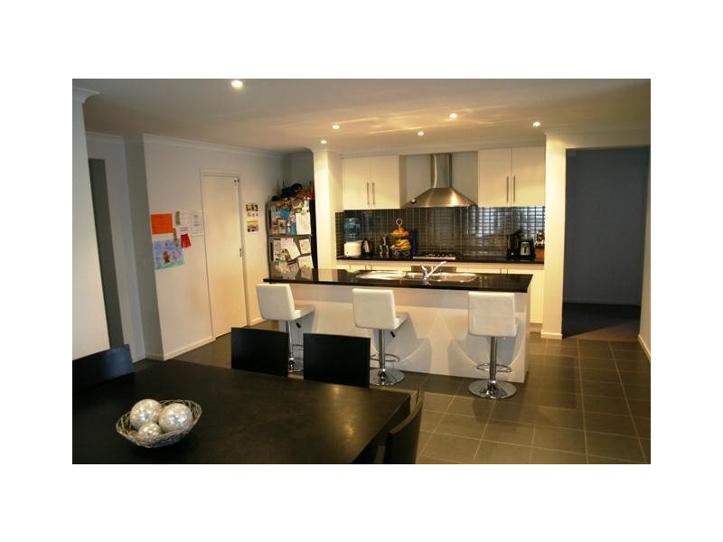 98 Kerr Street, Mortlake VIC 3272