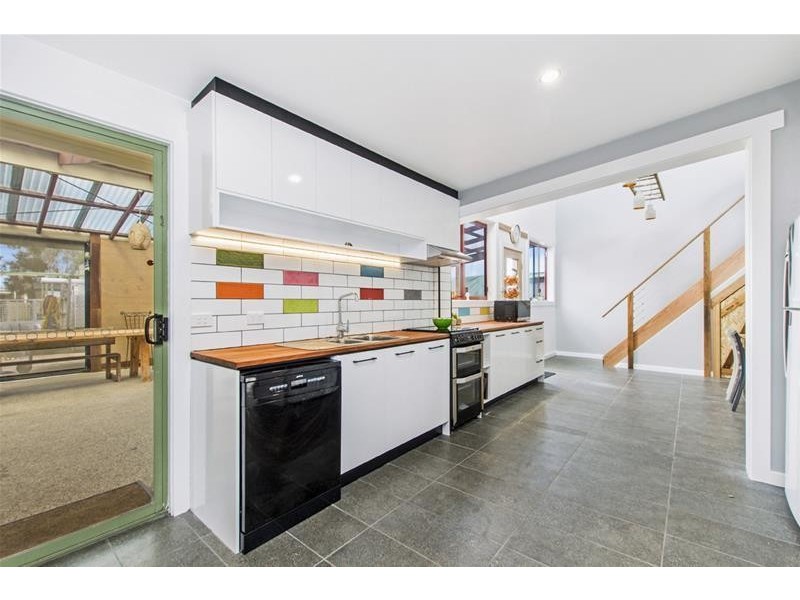 13 Irvings Lane, Koroit VIC 3282