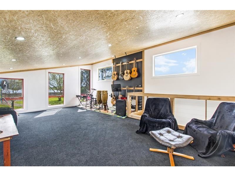 13 Irvings Lane, Koroit VIC 3282