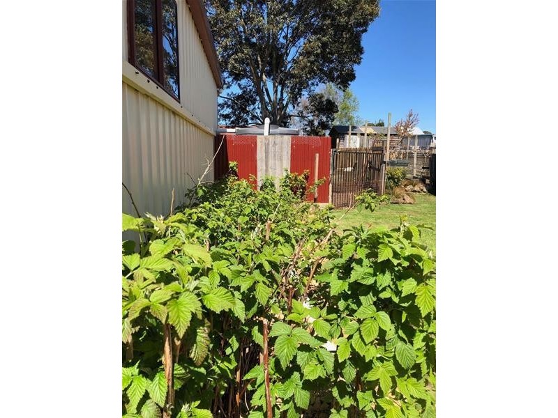 13 Irvings Lane, Koroit VIC 3282