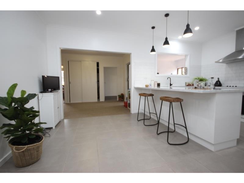 37 Thompson  Street, Warrnambool VIC 3280