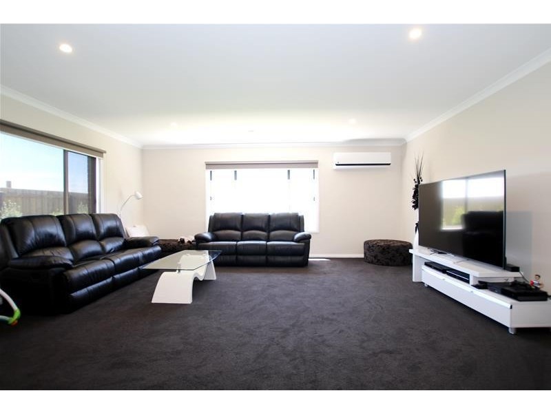 12 McGinness Way, Warrnambool VIC 3280