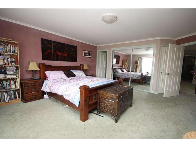 15 Edward Street, Cobden VIC 3266