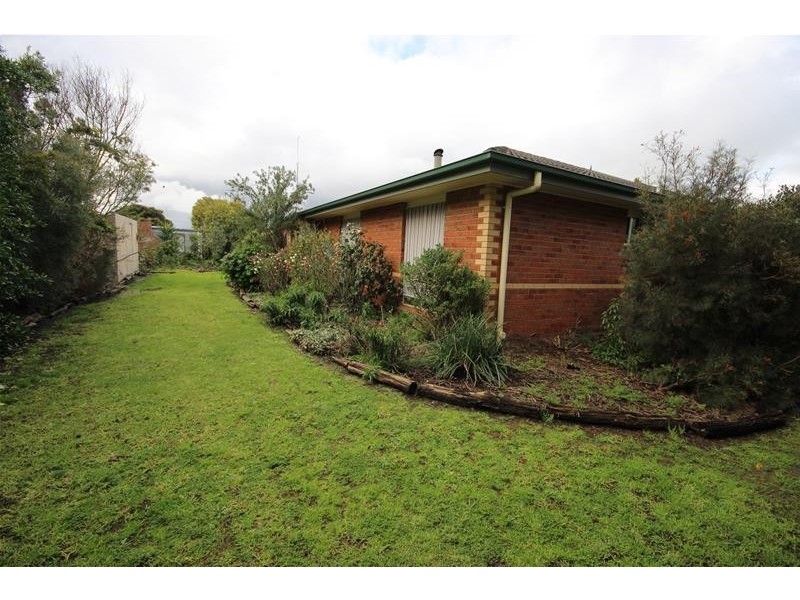 15 Edward Street, Cobden VIC 3266