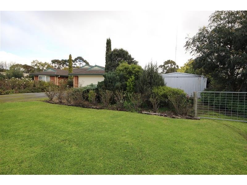 15 Edward Street, Cobden VIC 3266