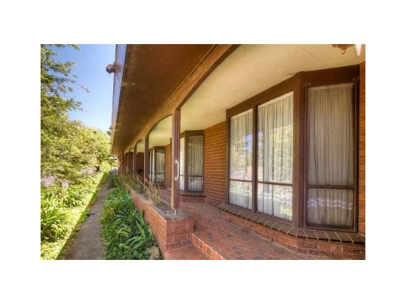 111 Princes Highway, Port Fairy VIC 3284