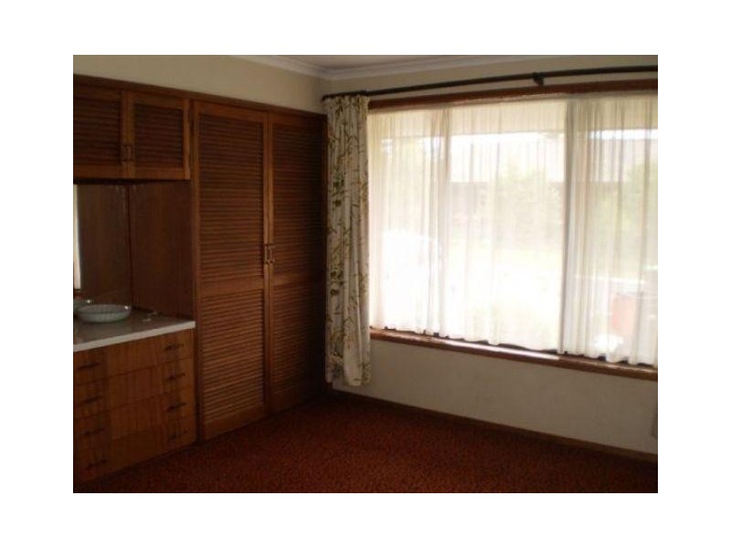 111 Princes Highway, Port Fairy VIC 3284