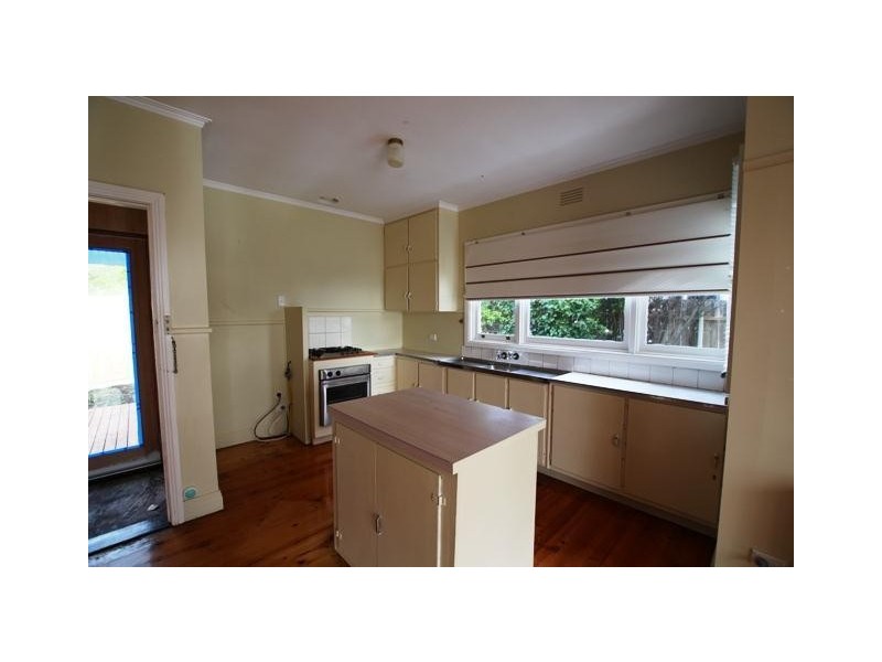 35 Belmore Road, Warrnambool VIC 3280