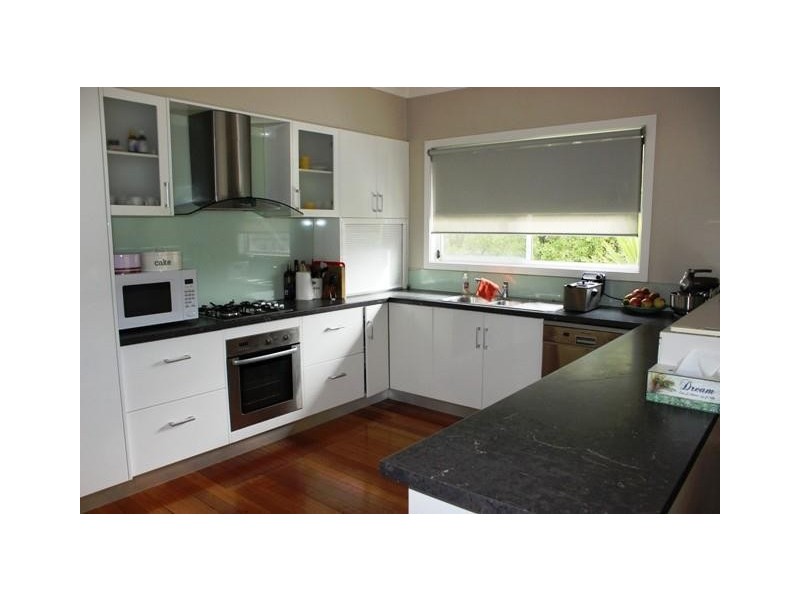 7 Kerr Street, Mortlake VIC 3272