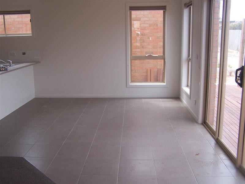 1/12 Belmore Road, Warrnambool VIC 3280