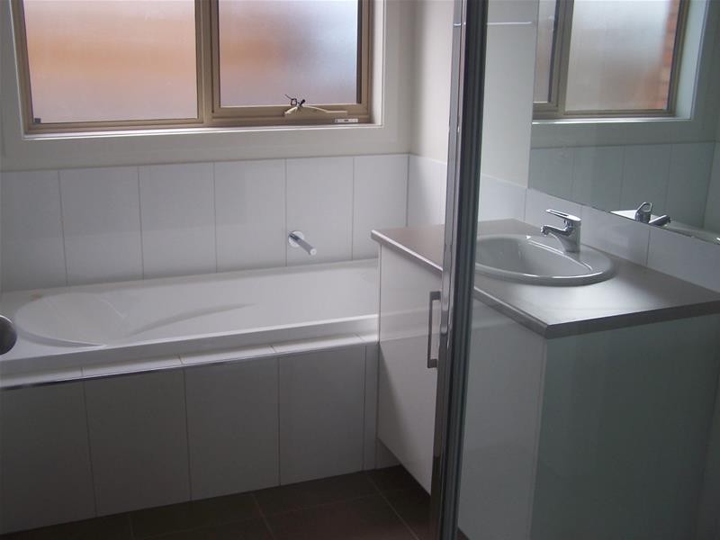 1/12 Belmore Road, Warrnambool VIC 3280