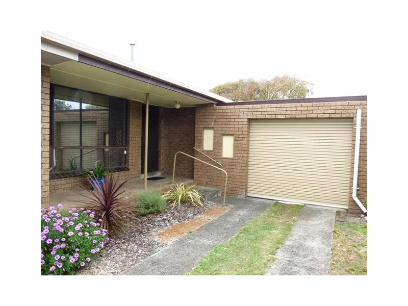 2/4 Carmel Drive, Warrnambool VIC 3280