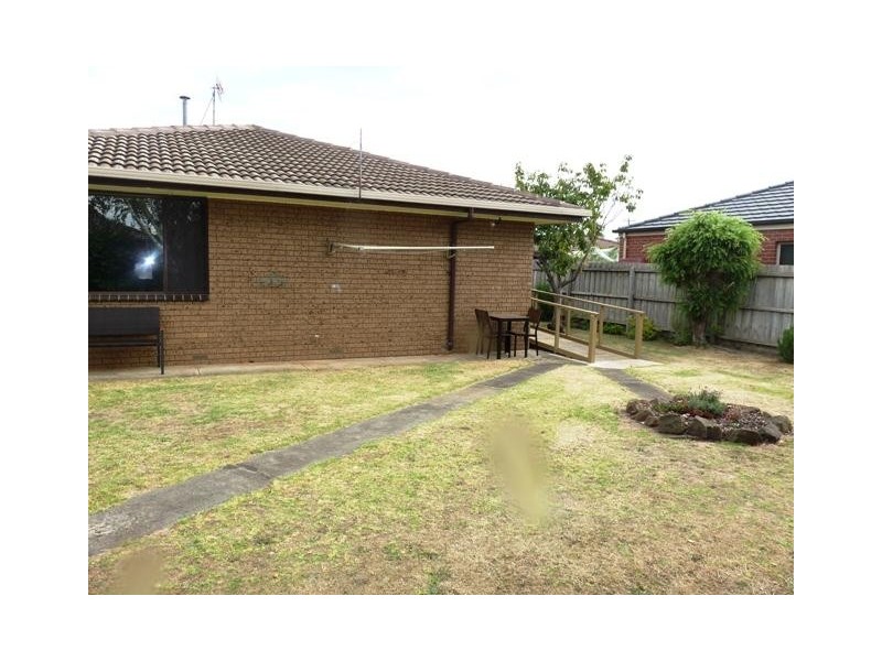 2/4 Carmel Drive, Warrnambool VIC 3280