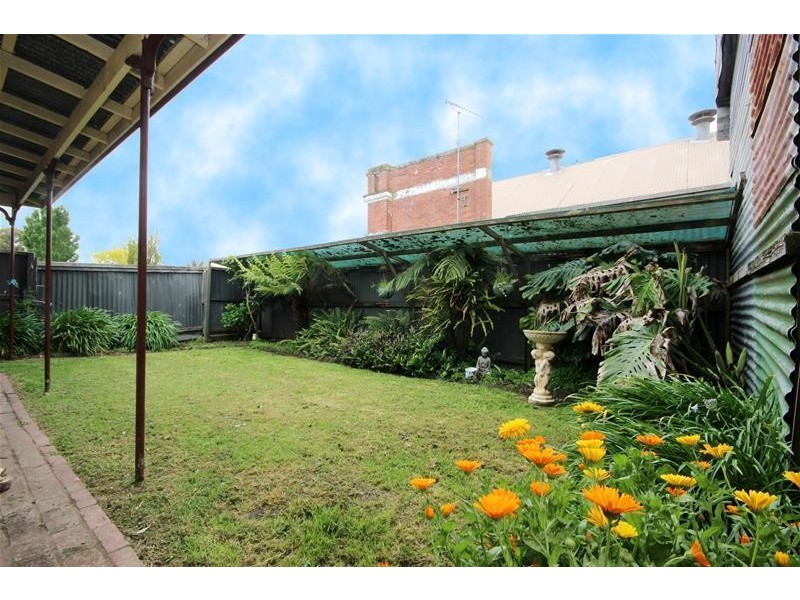 17 Estcourt Street, Terang VIC 3264