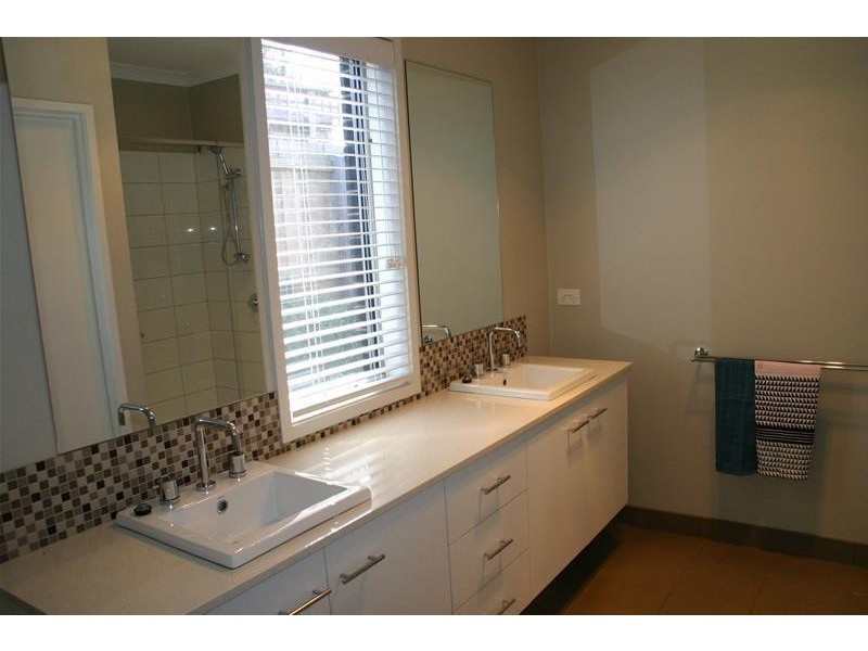 64 Merrivale Drive, Warrnambool VIC 3280