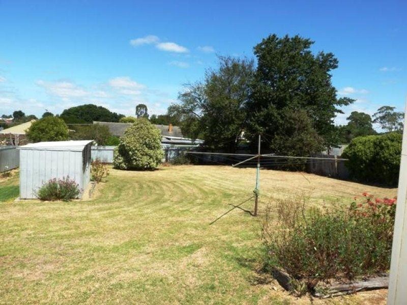 15 Smith Street, Cobden VIC 3266