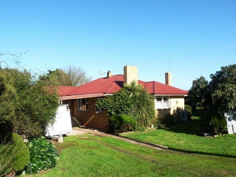 2 Waggs Lane, Mortlake VIC 3272