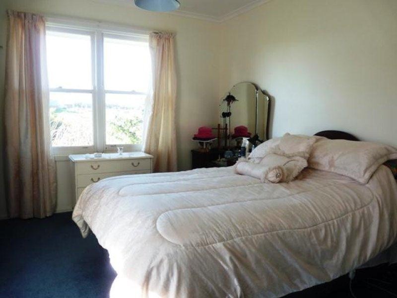 2 Waggs Lane, Mortlake VIC 3272