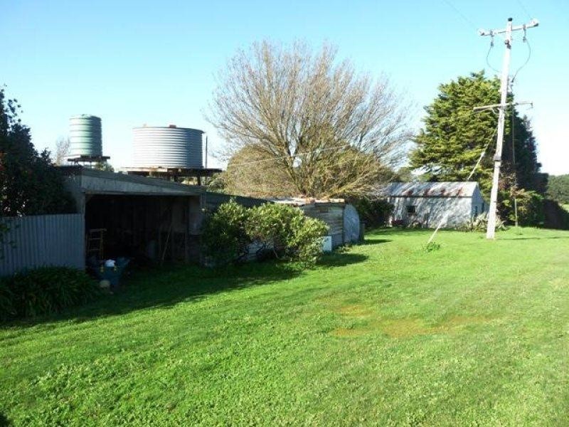 2 Waggs Lane, Mortlake VIC 3272