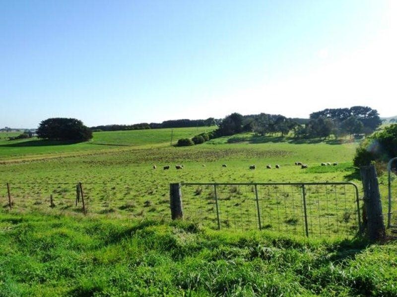 2 Waggs Lane, Mortlake VIC 3272