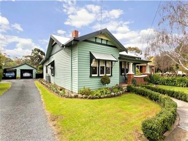 41 Mackinnons Bridge Road, Noorat VIC 3265