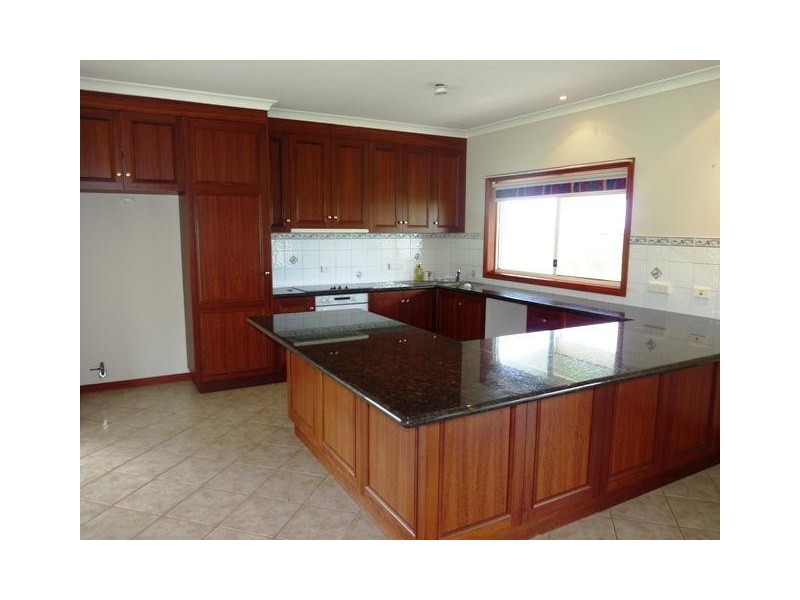 57 MacKinnons Bridge Road, Noorat VIC 3265