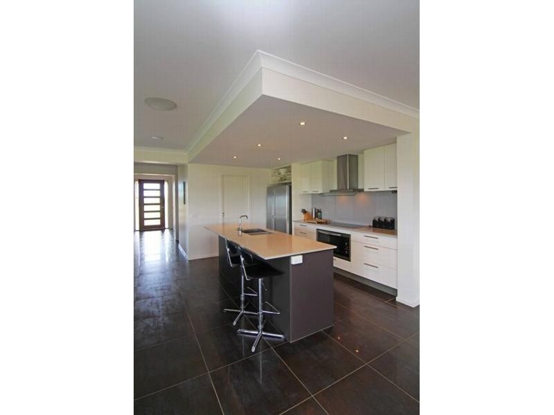 298 Southern Cross Road, Illowa VIC 3282