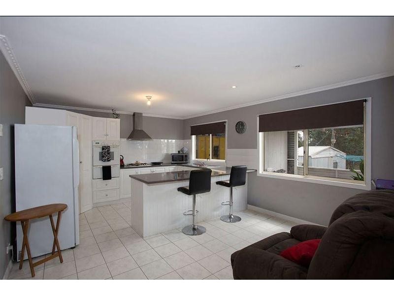 32 Irvings Lane, Koroit VIC 3282