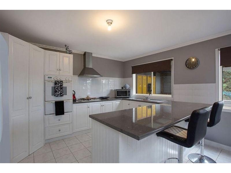 32 Irvings Lane, Koroit VIC 3282