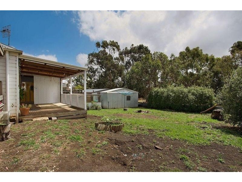 32 Irvings Lane, Koroit VIC 3282