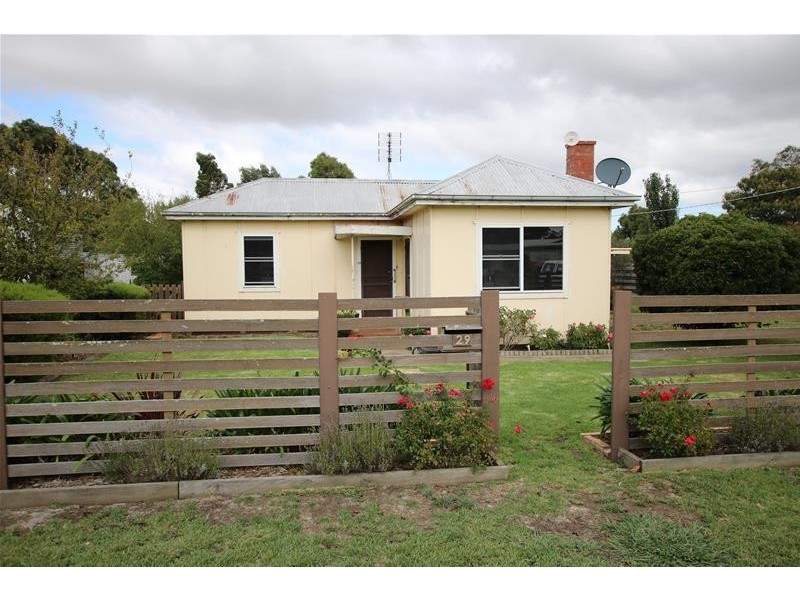 29 Hopetoun Street, Mortlake VIC 3272