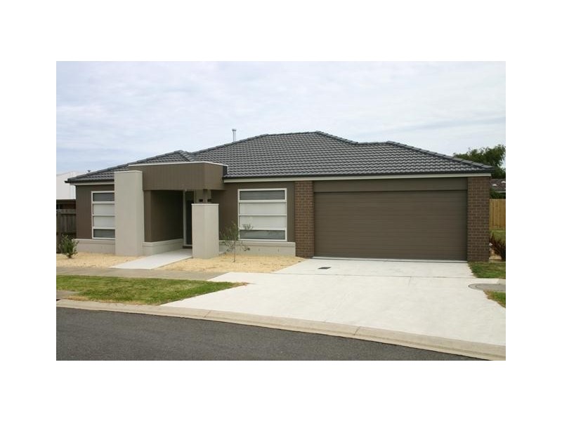 8 De Lemos Court, Warrnambool VIC 3280